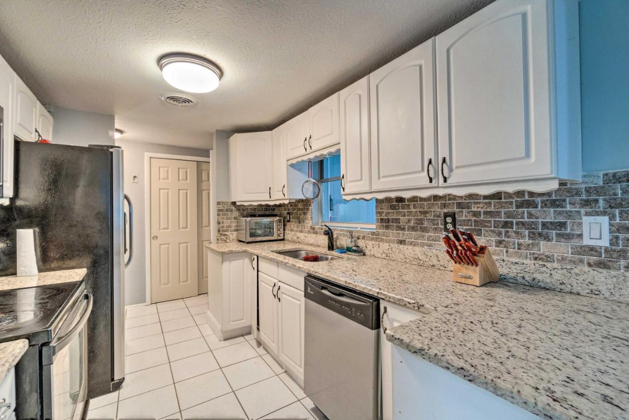 Peaceful Venice Villa With Patio - 2 Miles To Beach! Luaran gambar